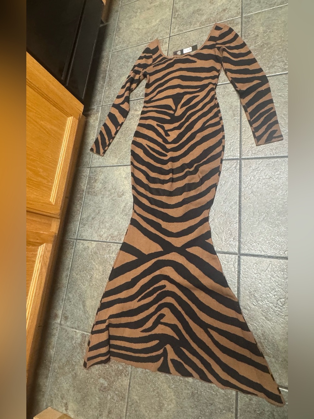 Sutton Sweater Maxi Dress - Black/combo S - Picture 5 of 8